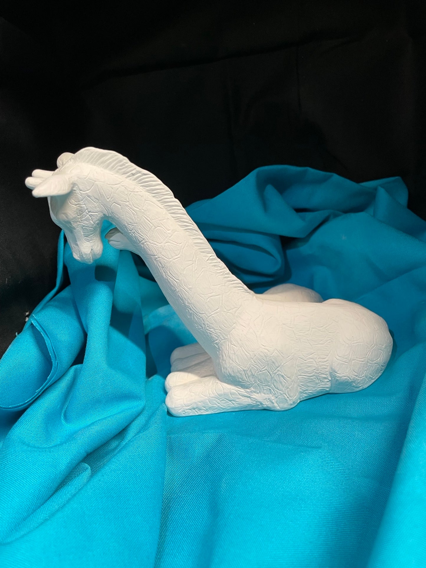Giraffe w/Baby Ceramic Bisque